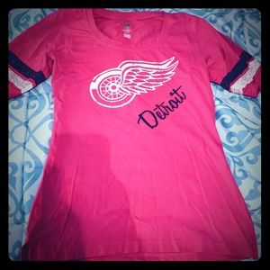 NHL Women's Red/White Detroit Red Wings Tee